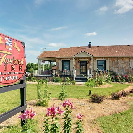The Foxtrot Inn Ava Exteriér fotografie